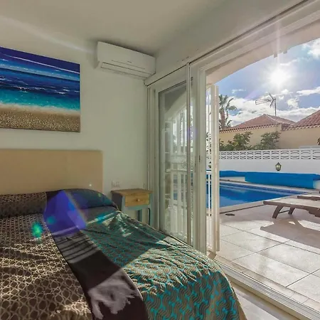 Sleeps 8 Air Con Wifi * Callao Salvaje